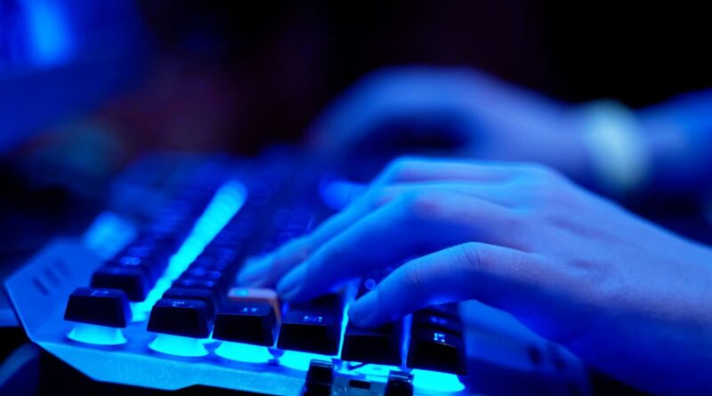 Guía teclado gaming: tipos de teclados gaming con pros y contras